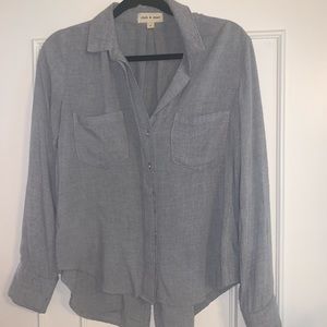 Cloth & Stone gray button down hi-low top size s